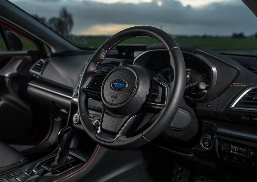 Панель приборов Subaru XV 2017 года  (UK) (фото 39 из 46)